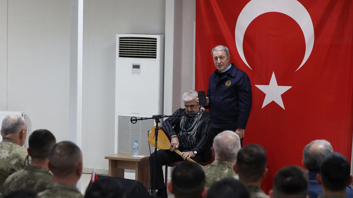 hulusi akar.jpg