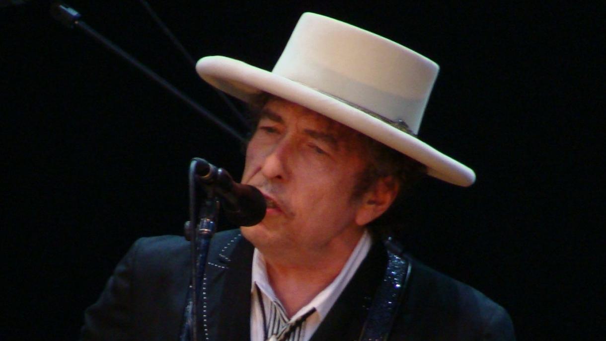 Bob Dylan "não tem tempo" para ir para receber o Prêmio Nobel