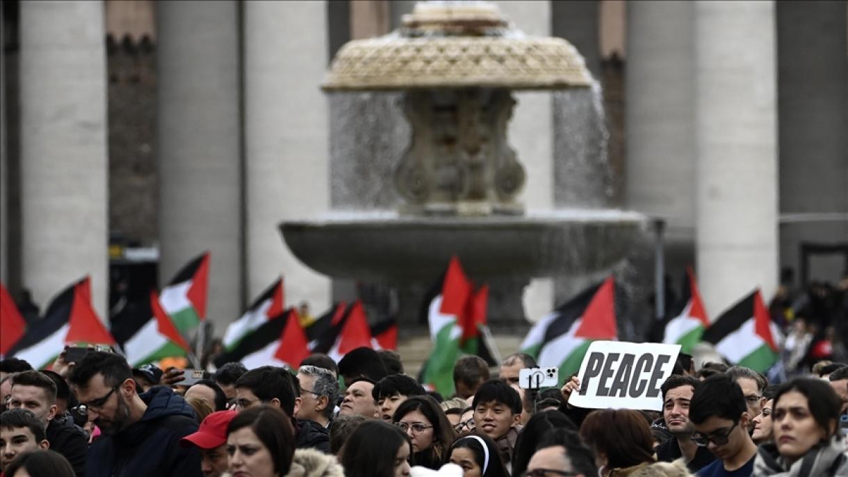 تظاهرات همبستگی با مردم فلسطین در واتیکان و ایتالیا