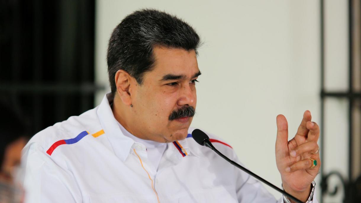 Maduro olajat ajánlott fel koronavírus-vakcináért