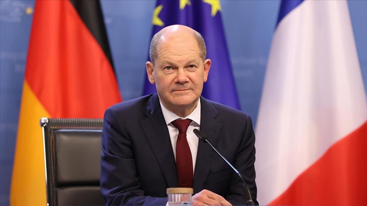 Scholz: "Ukrajna határai változatlanok maradjanak"