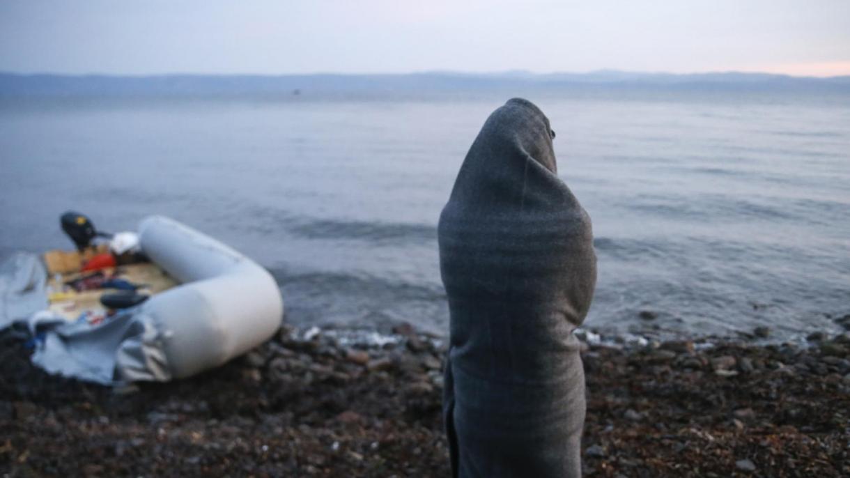 ممانعت پولیس یونان از ورود قایق پناهجویان به سواحل این کشور