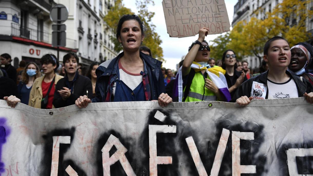 تظاهرات کارمندان مشاغل مختلف در فرانسه برای افزایش دستمزد