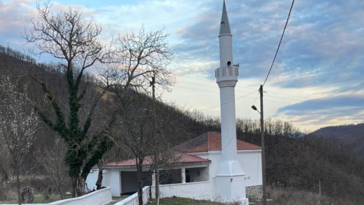 حمله به یک مسجد در یونان