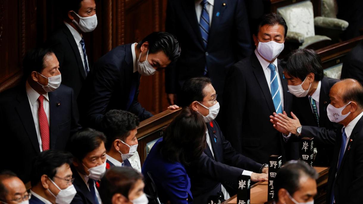 جاپان میں پارلیمان تحلیل،نئے انتخابات کا اعلان متوقع