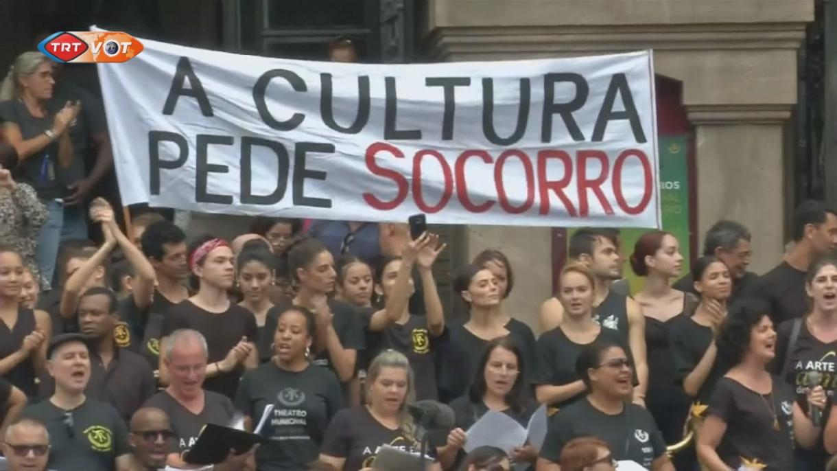 تظاهرات هنرمندان در برزیل