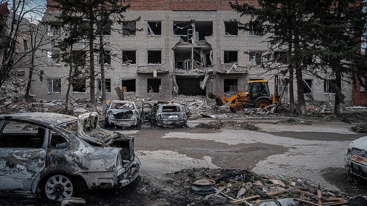 یوکیرین کے شہر سلویانسک پر روسی میزائل حملے میں 5 شہری ہلاک 15 زخمی