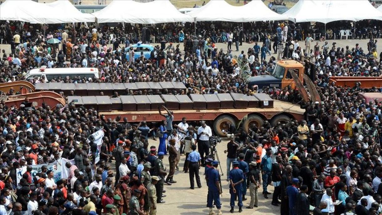 نائیجیریا:ٹرک بے قابو ہو کر بازار میں گھس گیا،متعدد افراد کچلے گئے