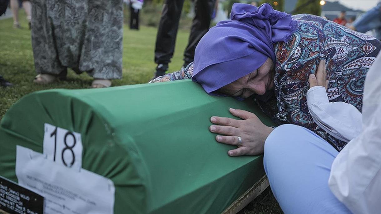 又有30名斯雷布雷尼察种族屠杀遇害者被安葬