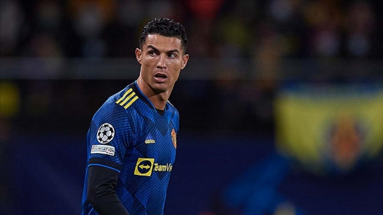 Ronaldo chiede scusa per aver distrutto il cellulare di un tifoso