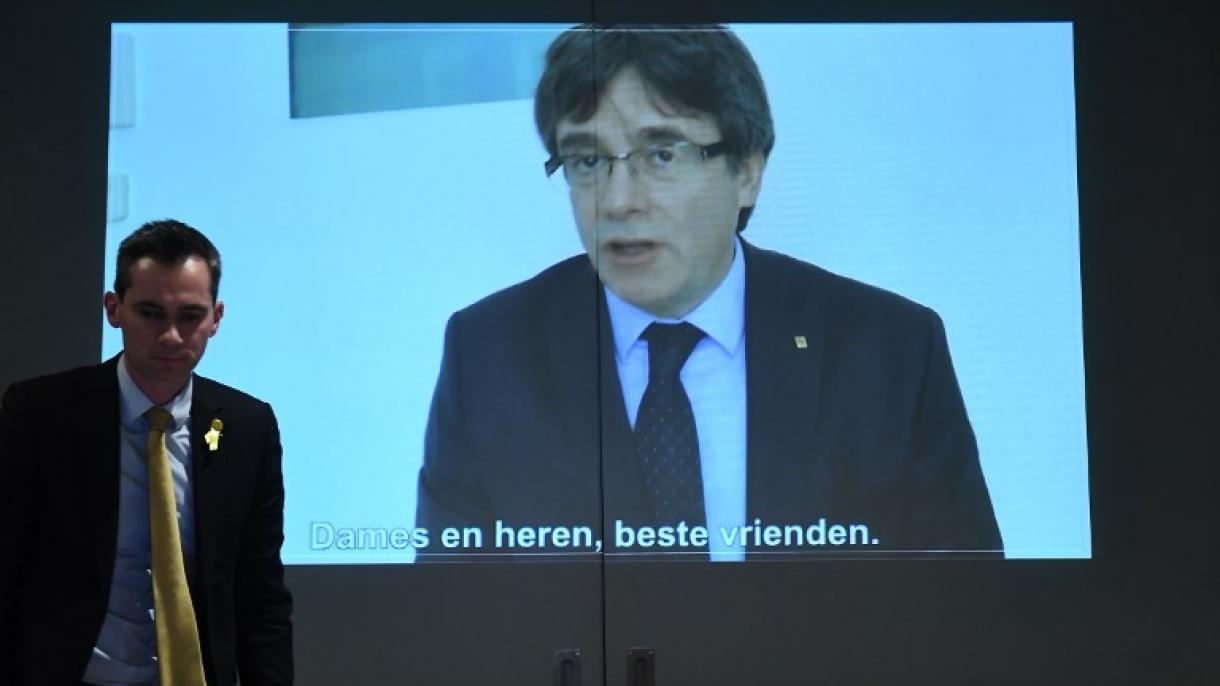 Puigdemont lamenta el aplazamiento de la investidura