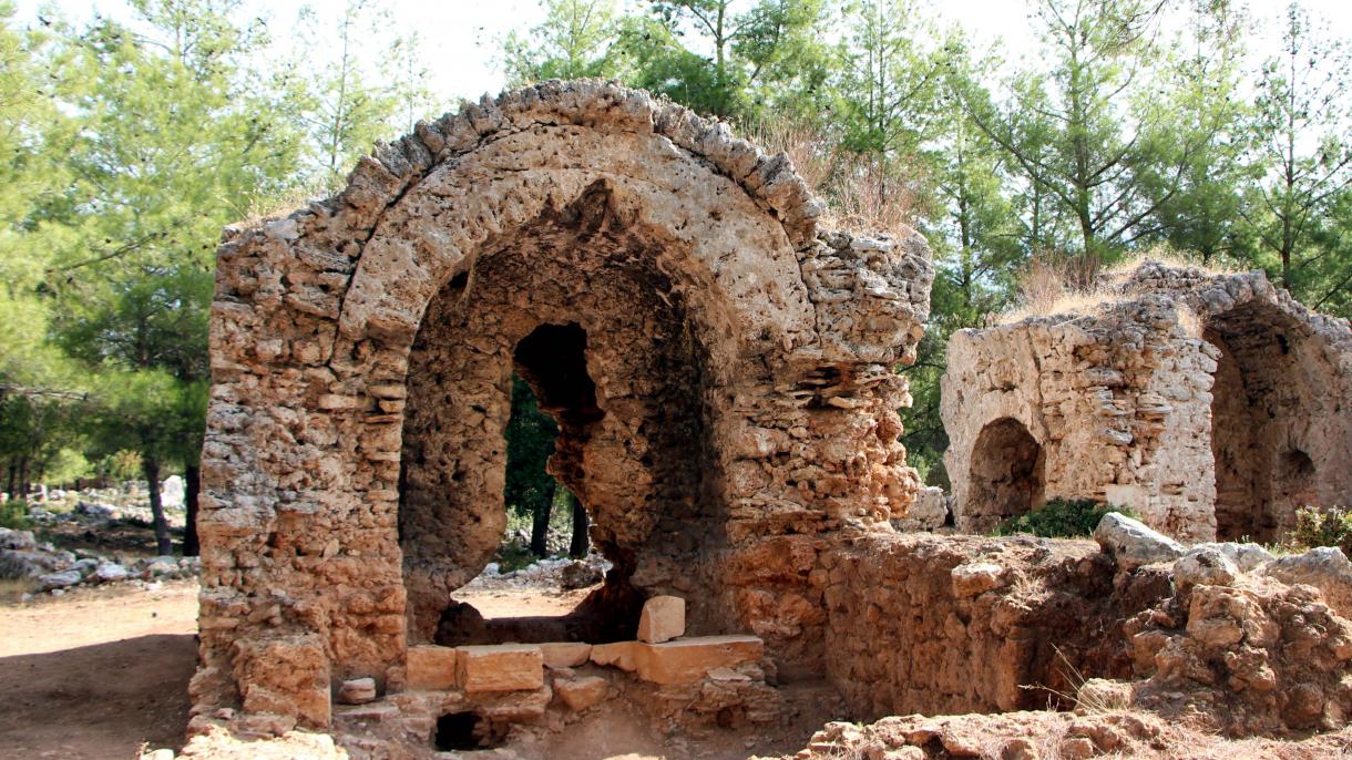 Descobrem o histórico centro de produção de azeite em Antalya