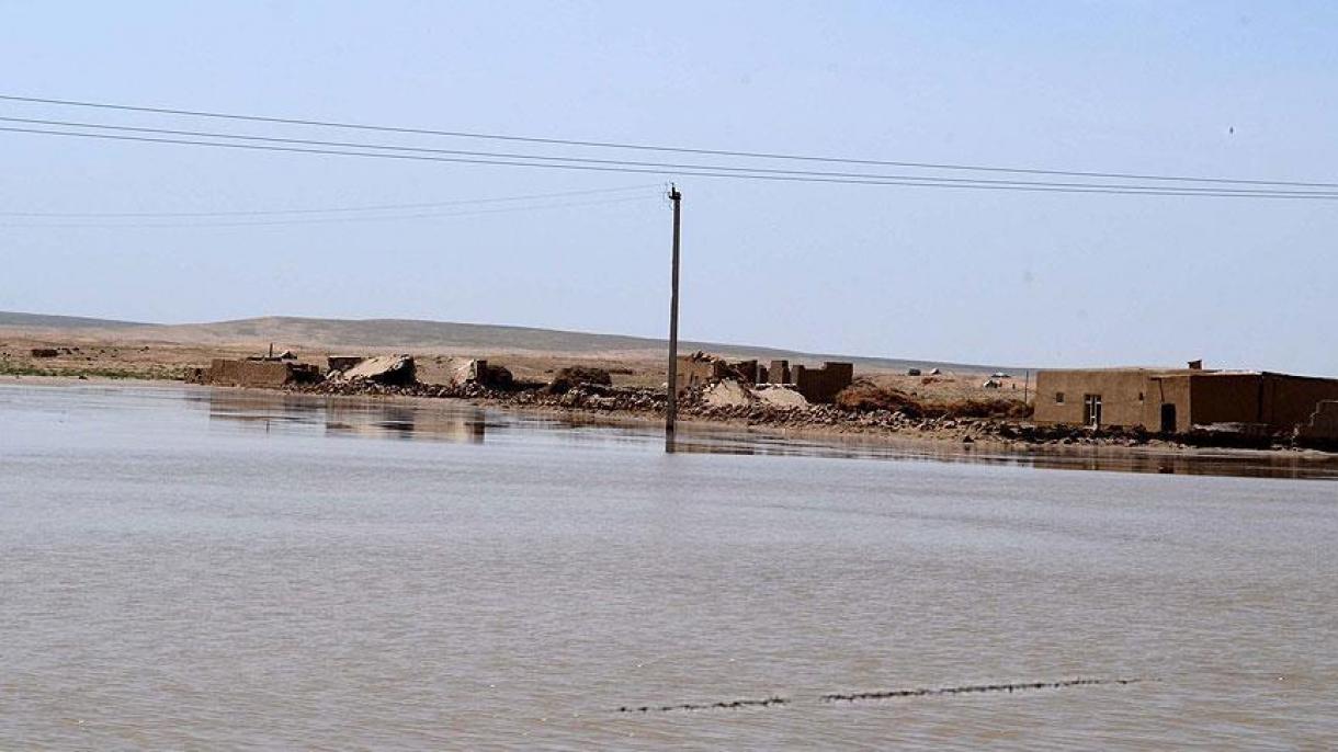 صدها نفر در اثر سیل در بلوچستان ایران بی‌خانمان شدند