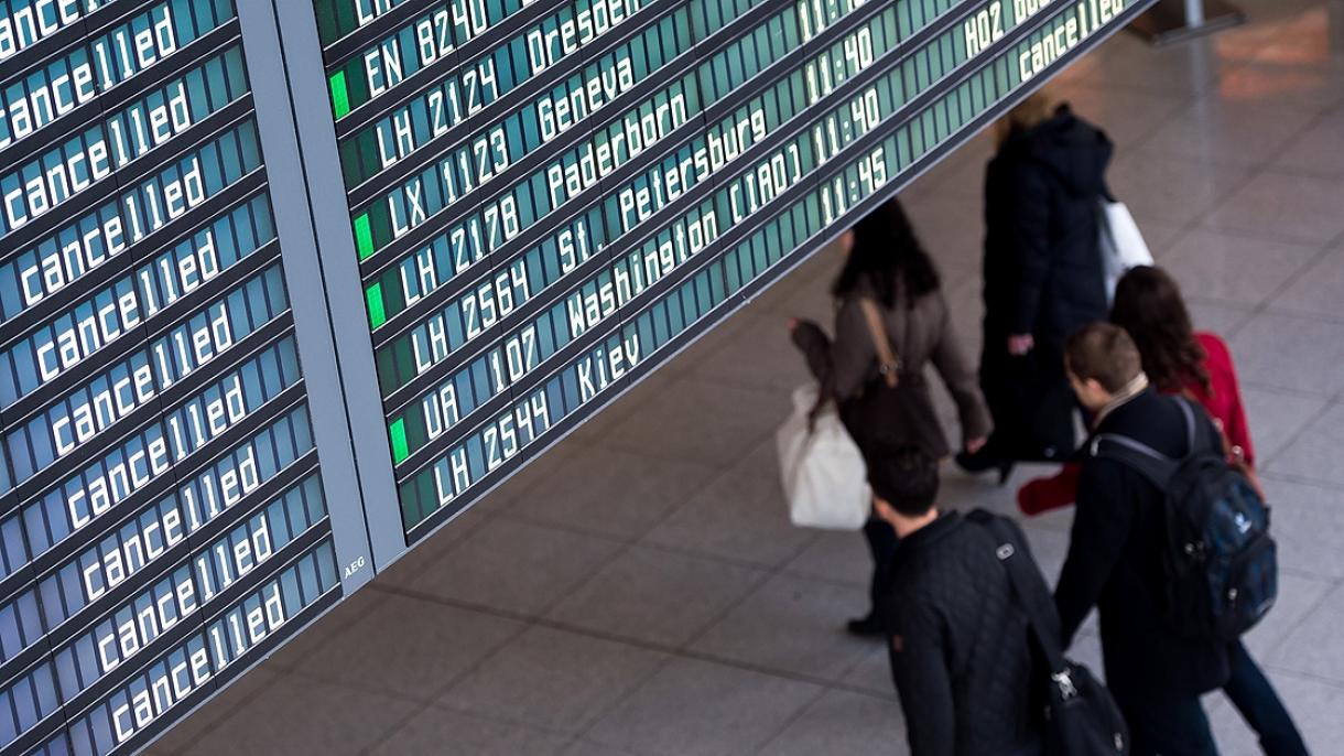 Los retrasos y las cancelaciones de vuelos en Europa se aumentaron en 26%