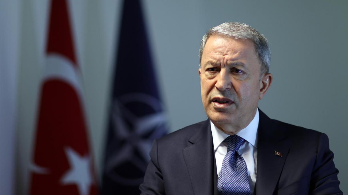 Hulusi Akar Ukraina masalasida boʻlib oʻtgan NATO yigʻilishini baholadi