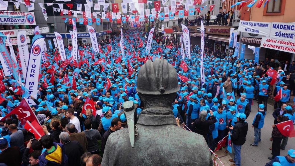 Şu gün 1-nji maý Zähmetkeşleriň bütindünýä raýdaşlyk güni…