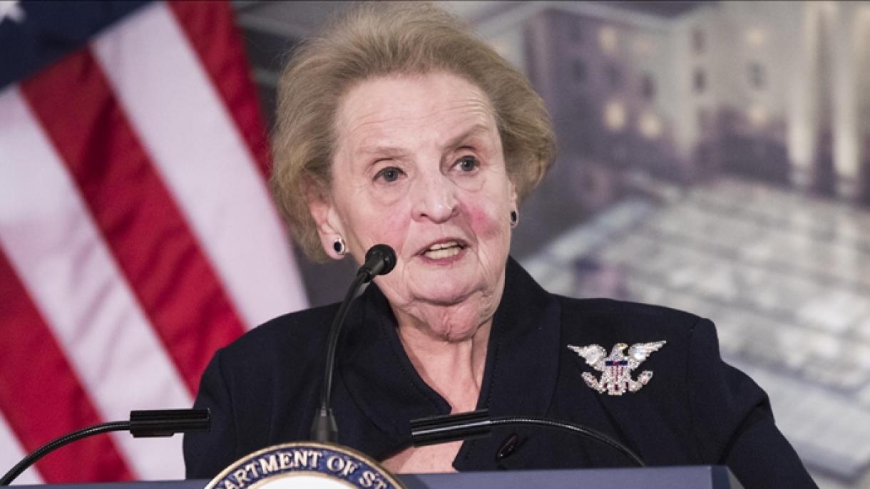 اولین وزیر امور خارجه زن آمریکا در گذشت