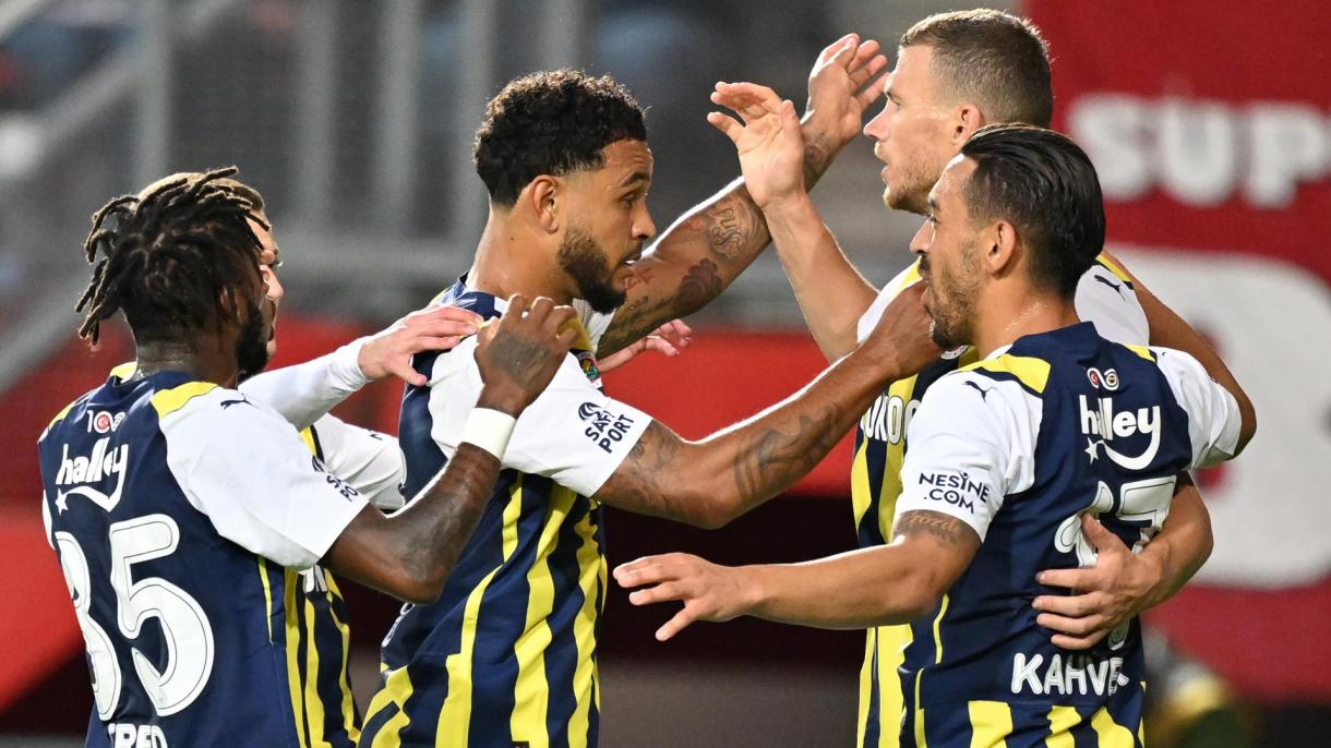 Liga Europa Conferencia de la UEFA: el Fenerbahçe derrota al Twente