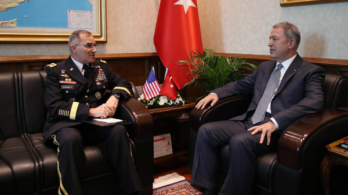 El comandante supremo estadounidense llega a Turquía para discutir Siria