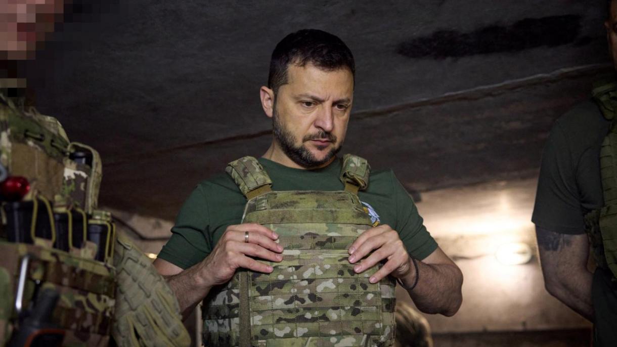 Wladimir Zelenskiý Donetskde harbylar bilen duşuşyk geçirdi