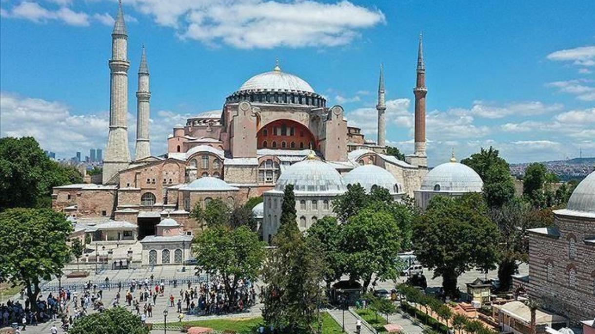 “La decisión sobre Santa Sofía no perjudicará las relaciones ruso-turcas”