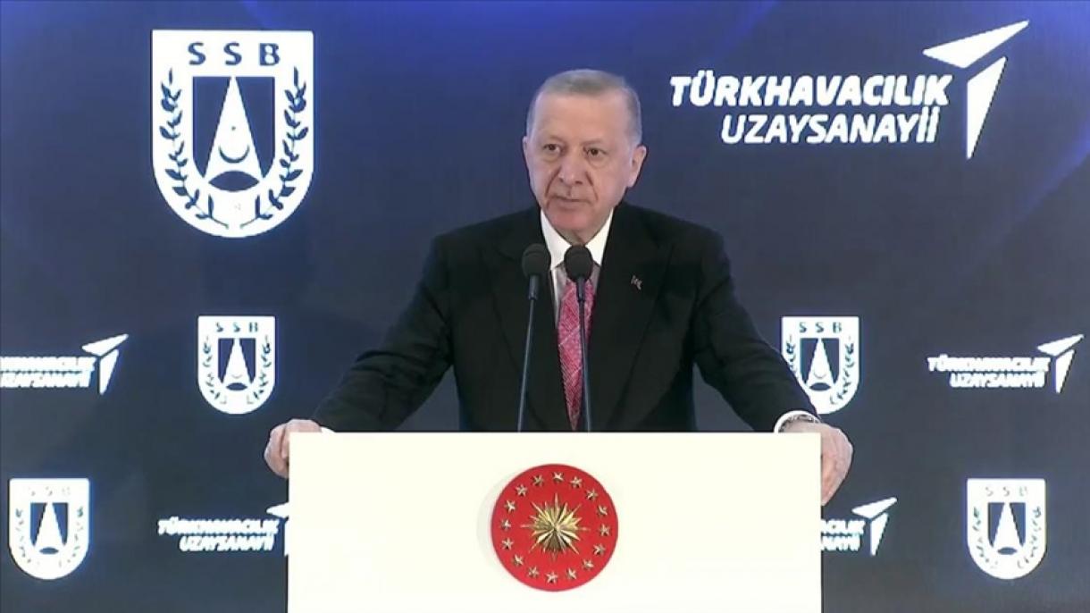 Erdogan "Milli tehnologiýalar we täze maýa goýumlar" atly köpçülikleýin açylyş dabara gatnaşdy