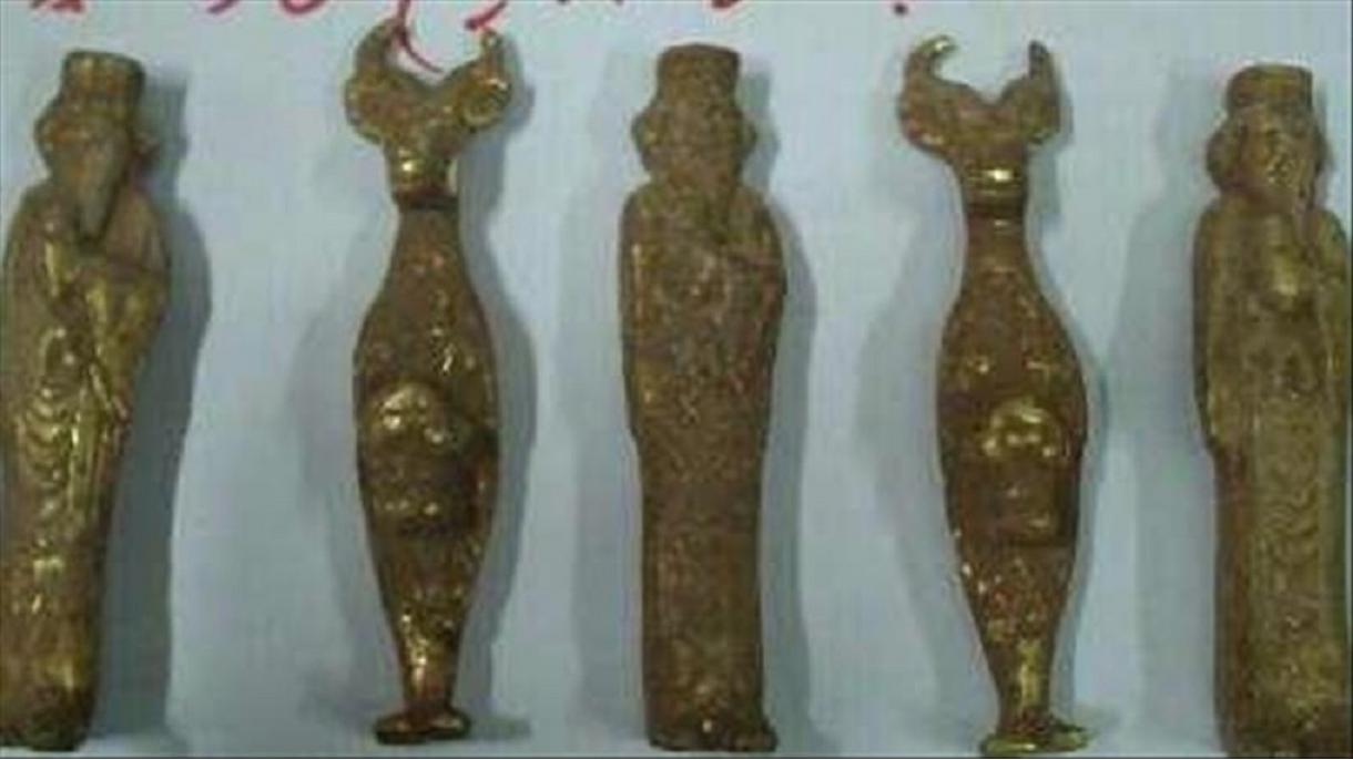 پنج مجسمه باستانی در یزد ایران کشف شد