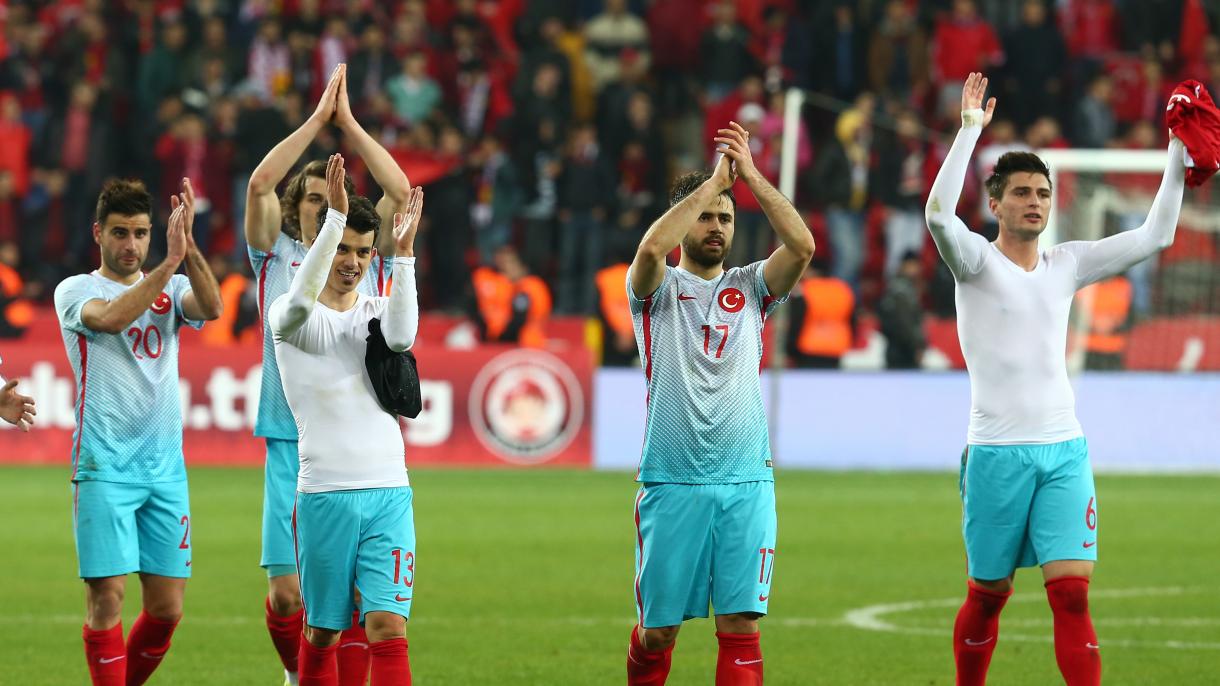 تیم ملی فوتبال ترکیه بر تیم ملی فوتبال ملدوا غلبه کرد