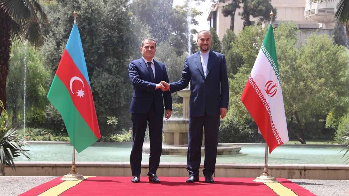 ھۆسەيىن ئەمىر ئابدۇللاھيان ئىران - ئەزەربەيجان مۇناسىۋەتلىرى ئۈستىدە توختالدى