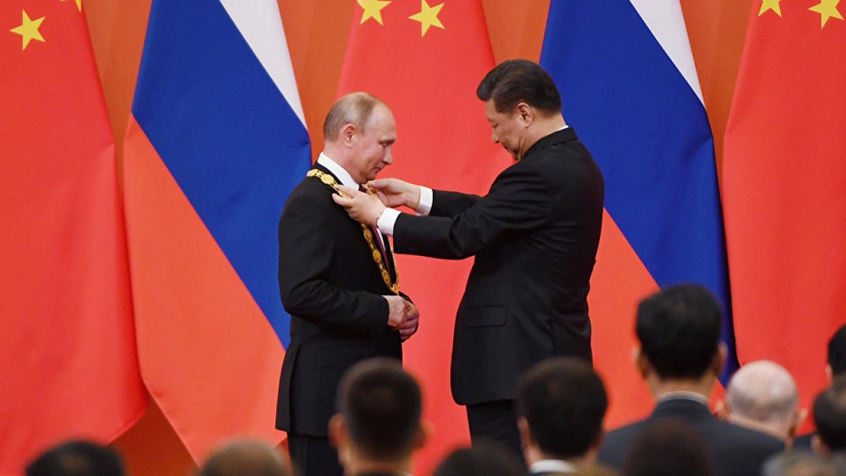 Путин Кытай медалы менен сыйланды