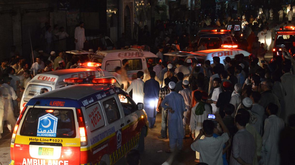 Atentados se cobran la vida de decenas de personas en Pakistán