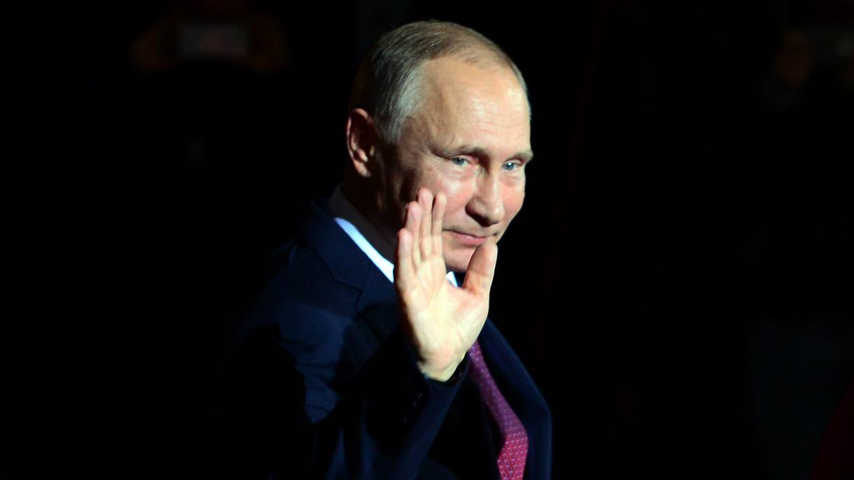 Rossiya Prezidenti Vladimir Putin, Turk oqimi tabiiy gaz quvur loyihasi  bitimini tasdiq qildi.