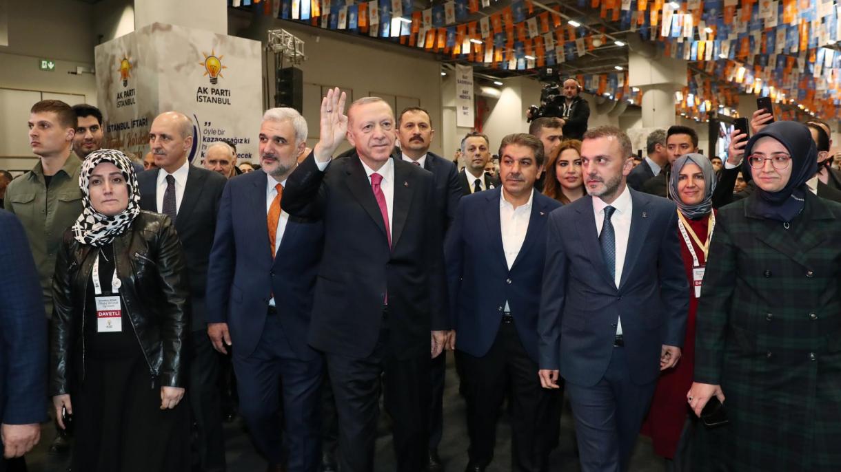 Erdogan: “Nessun potere può fermare la costruzione di una Turchia grande e potente”