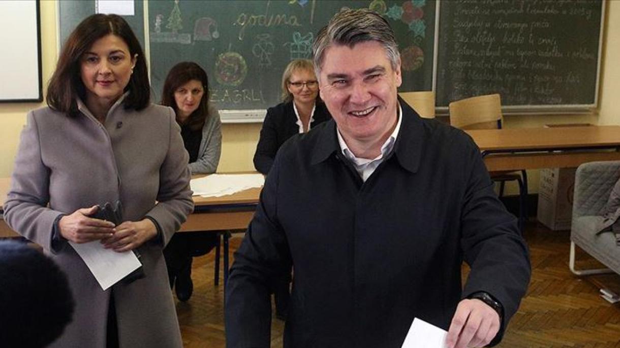 زوران میلانوویچ نامزد سوسیال دموکرات با 52.7 فیصد آرا به عنوان رئیس جمهورکرواسیا انتخاب شد