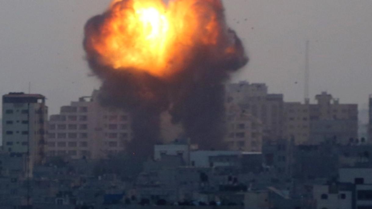 以色列军队对加沙多地发动空袭