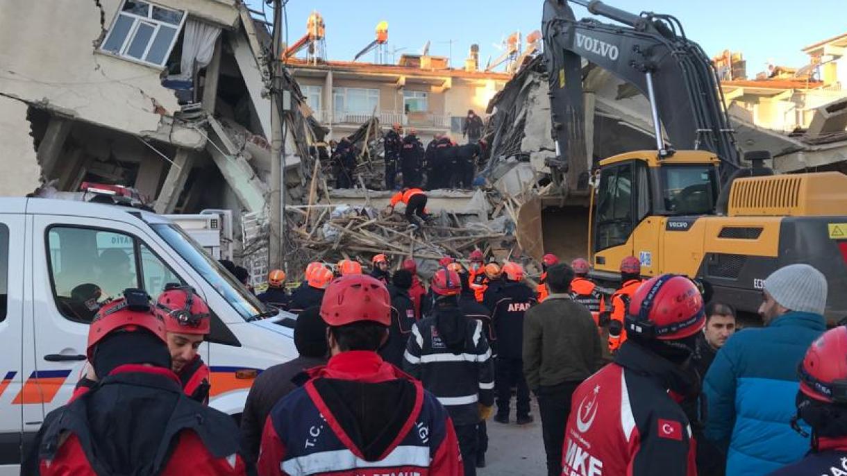Elazığ colpito da forte terremoto di magnitudo 6.8