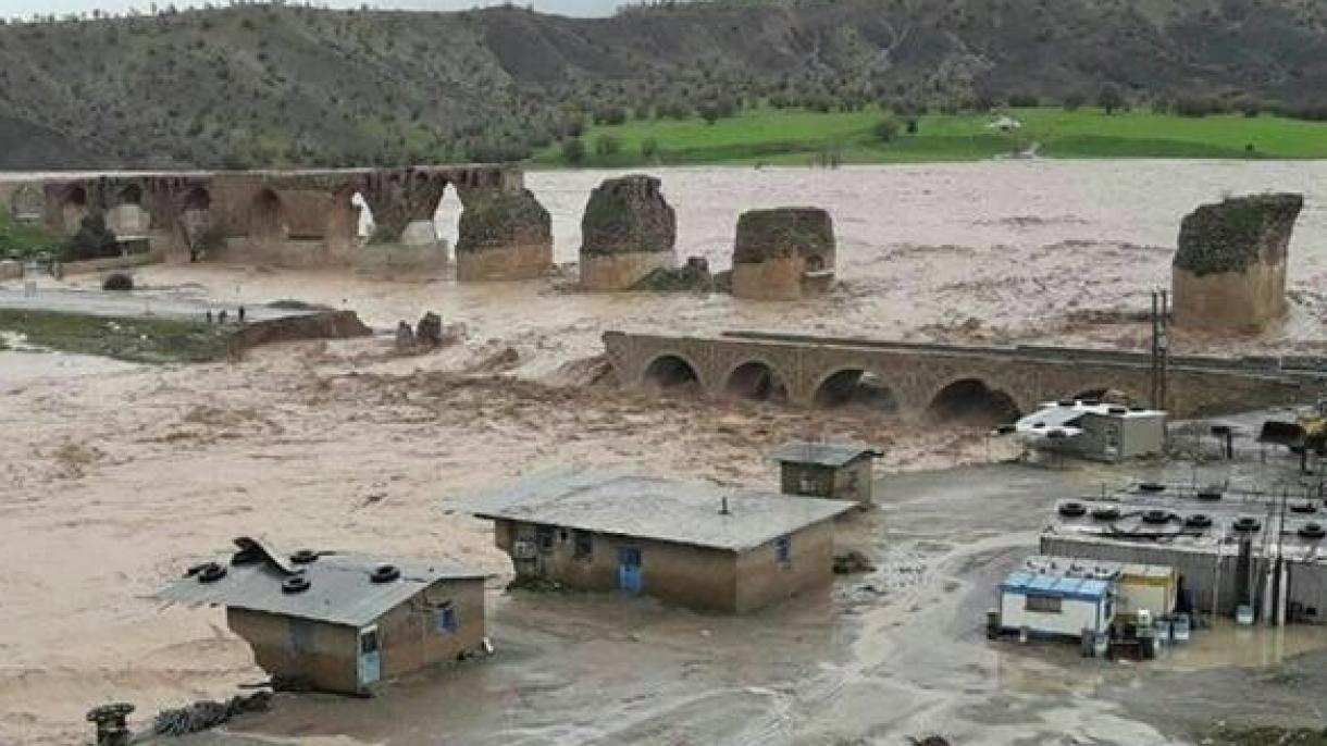 伊朗暴雨引发洪水死亡人数升至78人