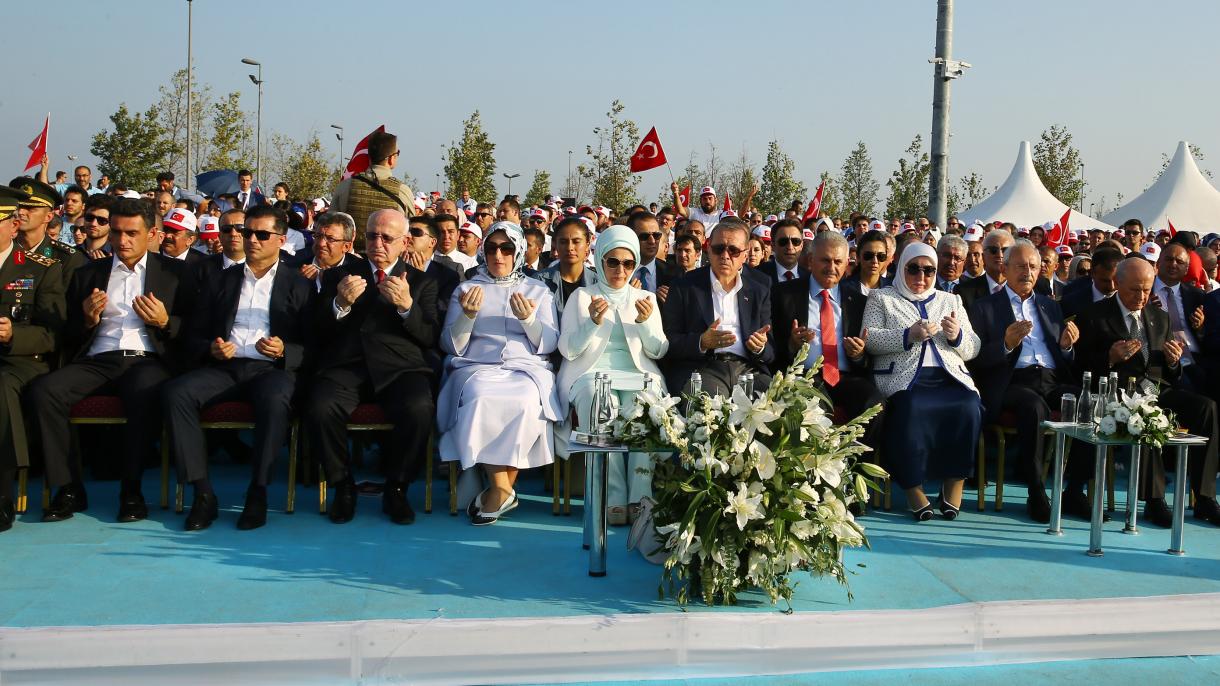 demokrasi ve sehitler mitingi, yenikapı.jpg