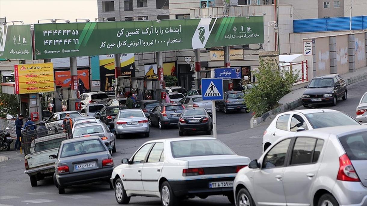 کمبود بنزین در ایران و خرید بنزین گران از روسیه