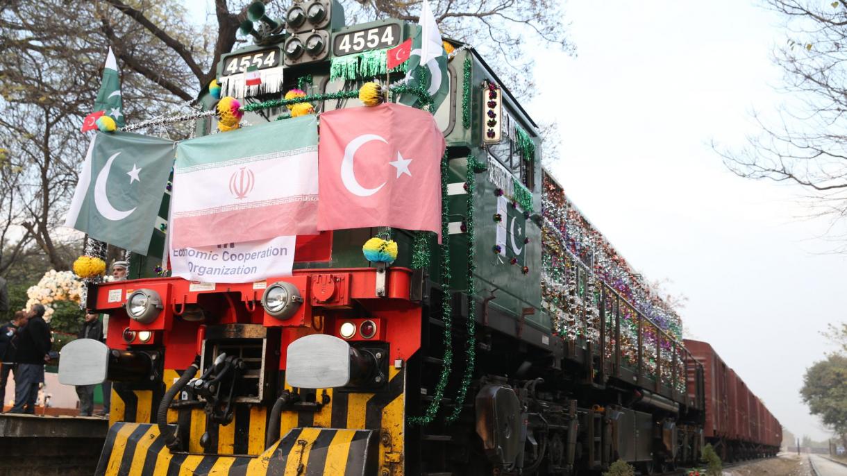 Исламабад-Тегеран-Стамбул темир жолунда жүк ташуу кайрадан башталды