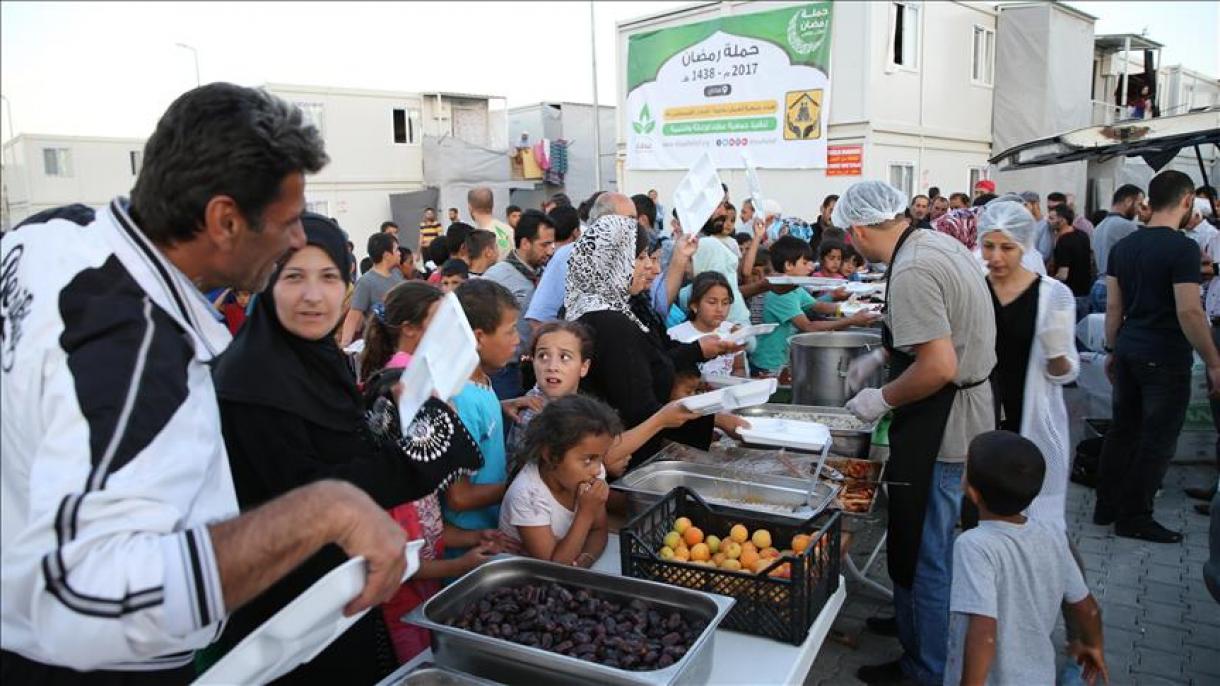 اولین افطار سوری های ساکن اردوگاه در ترکیه