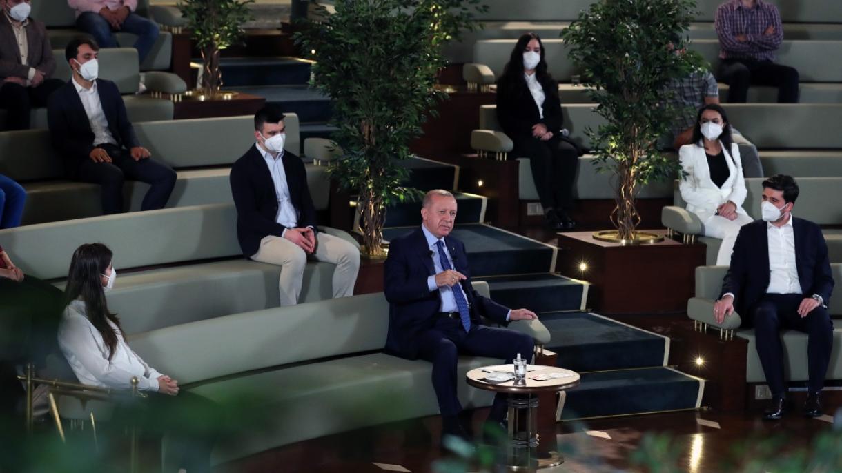 Prezident Erdogan Doktorantlar Bilen Duşuşdy