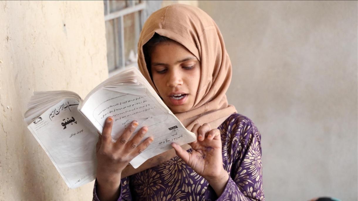 阿富汗120 万女孩无法接受中等教育