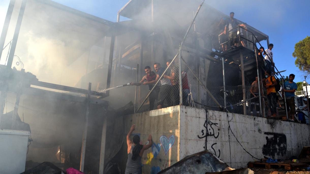 Пожар в бежански лагер в Гърция...