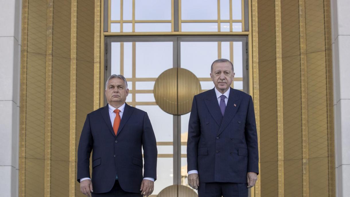 Орбан е на официално посещение в Турция