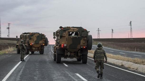 恐怖组织PKK在迪亚巴克尔袭击军车 6名士兵牺牲