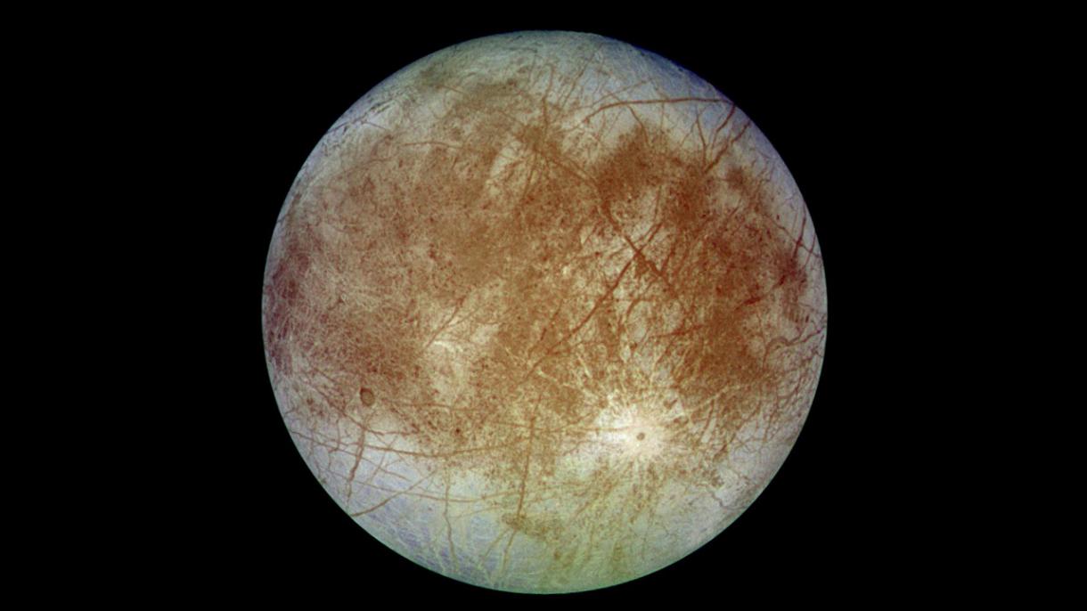 НACA Юпитeрдa су пaрлaрын oчрaткaнын  aчыклaгaн
