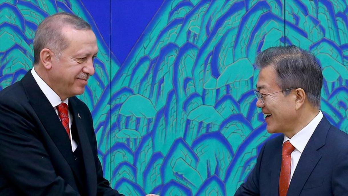 Ердоган разговоря с президента на Южна Корея Мун