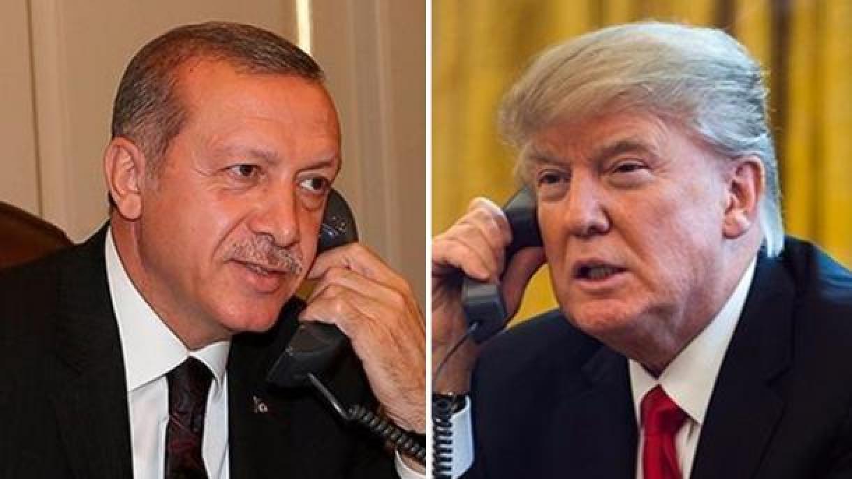 Erdoğan telefonon egyeztetett Trumppal