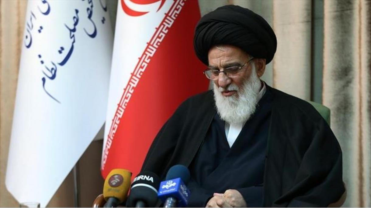 رئیس مجمع تشخیص مصلحت نظام ایران درگذشت